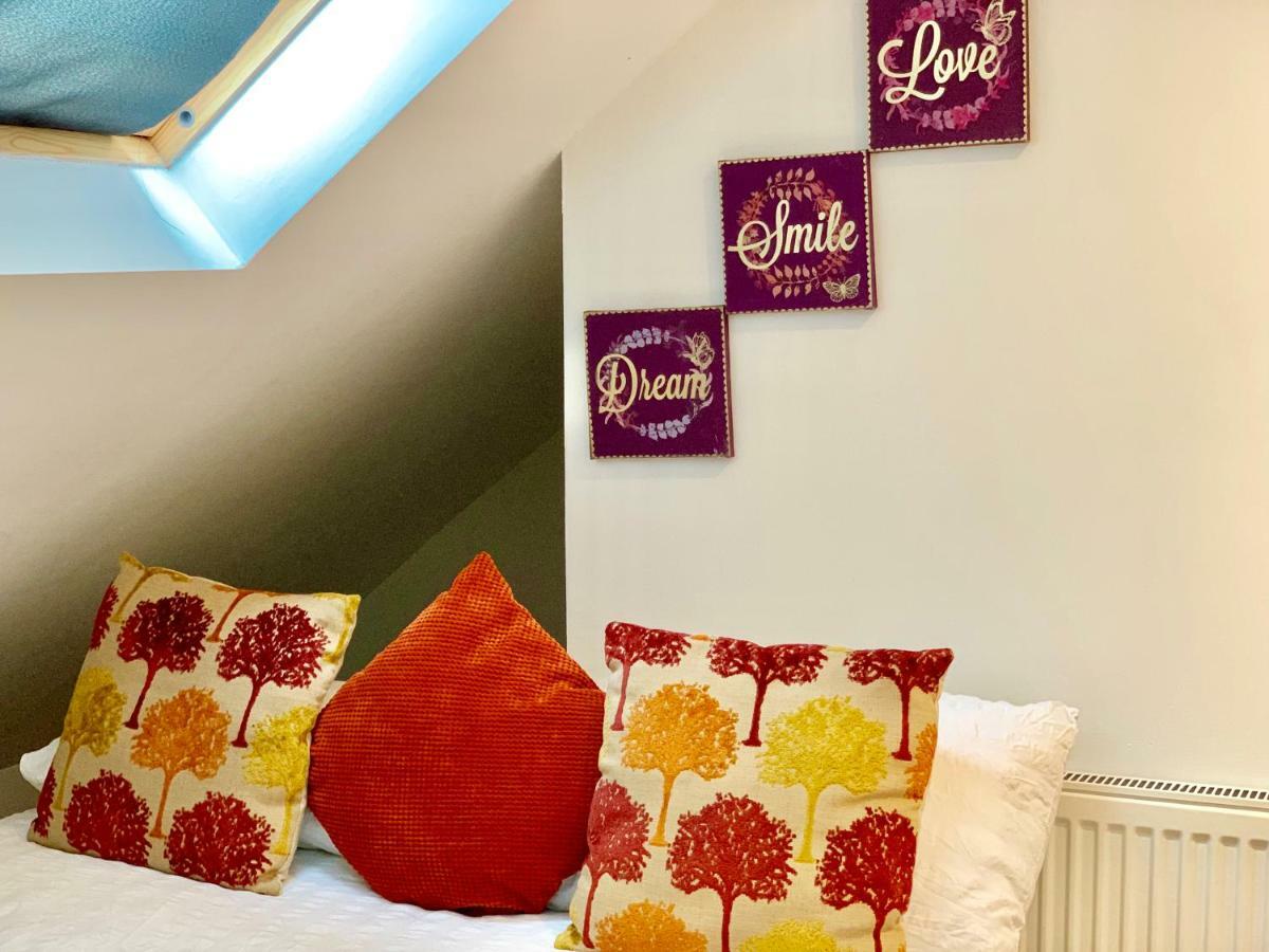 London Studio Apartments, Private Bathrooms And Parking Ilford Exterior foto