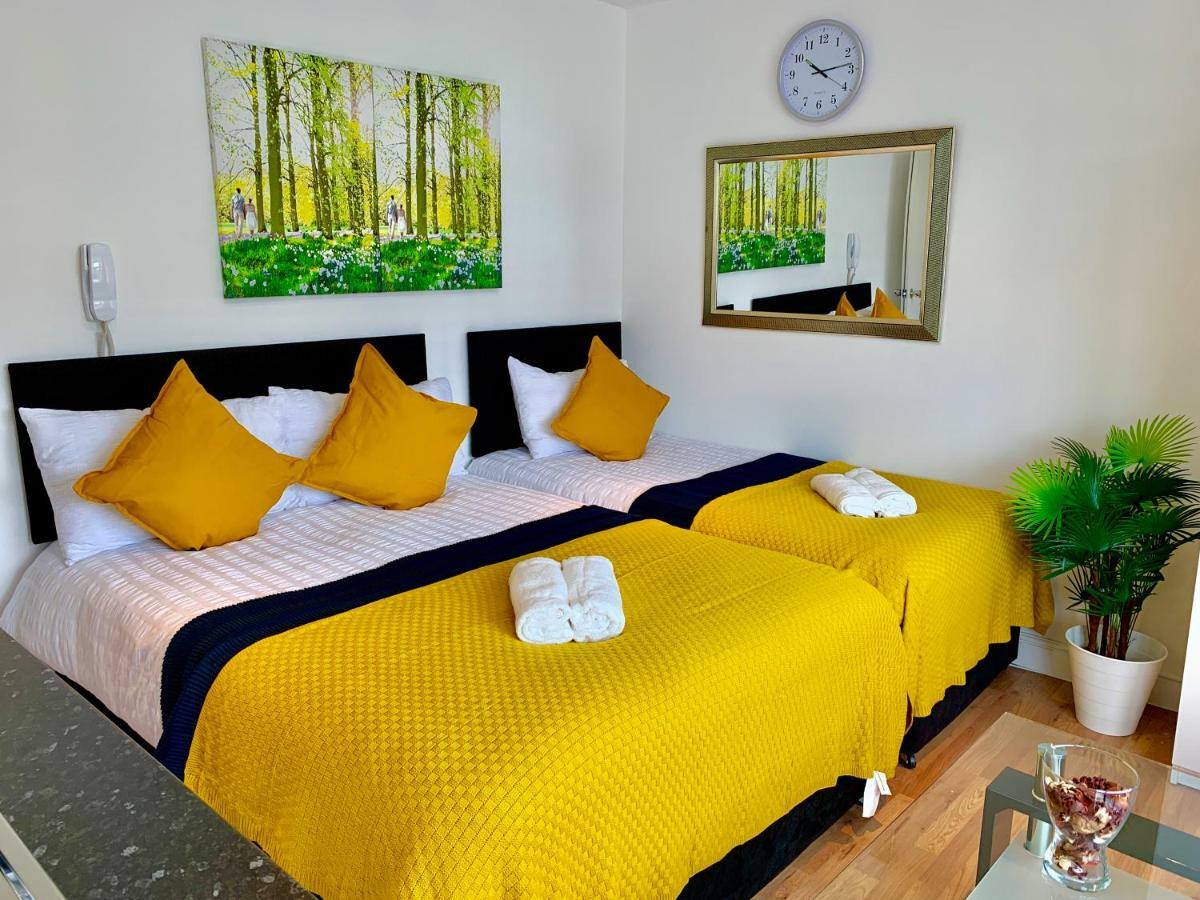 London Studio Apartments, Private Bathrooms And Parking Ilford Exterior foto